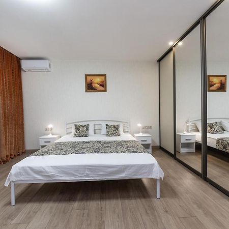 Apartments Riviera,20 Минут От Центра Kiew Exterior foto