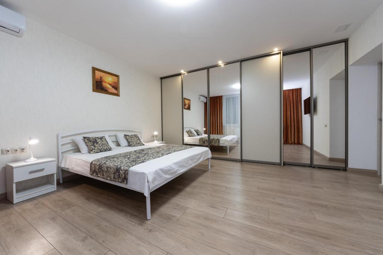 Apartments Riviera,20 Минут От Центра Kiew Exterior foto