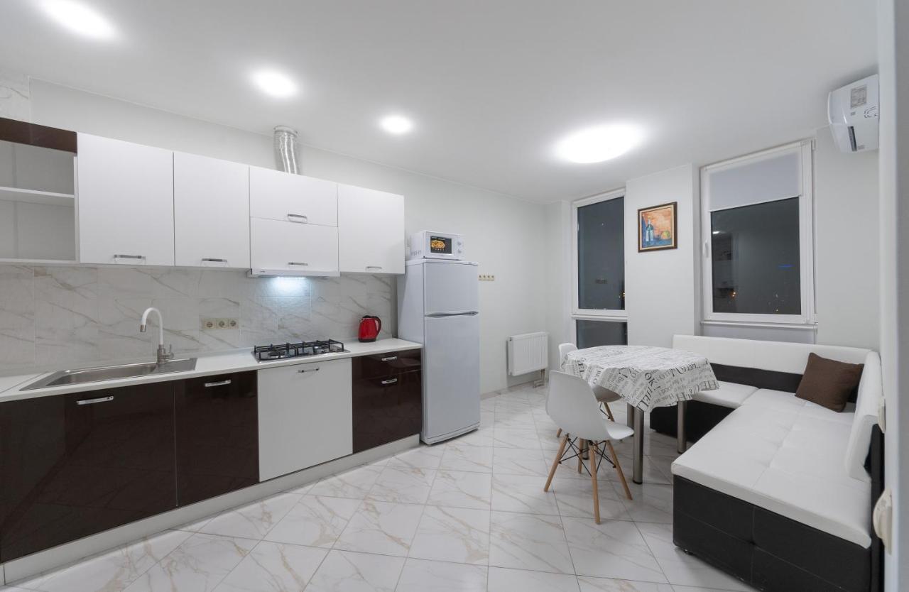 Apartments Riviera,20 Минут От Центра Kiew Exterior foto