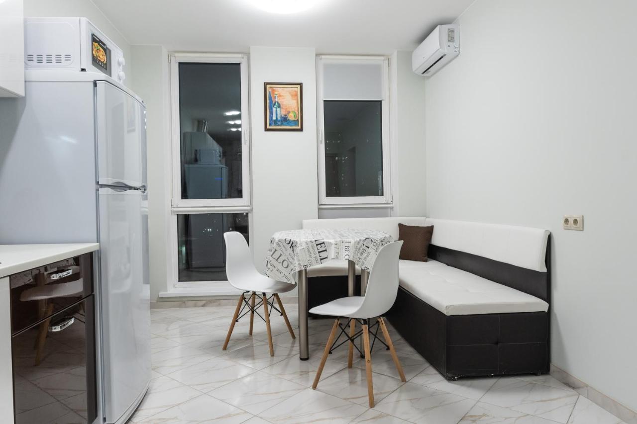 Apartments Riviera,20 Минут От Центра Kiew Exterior foto